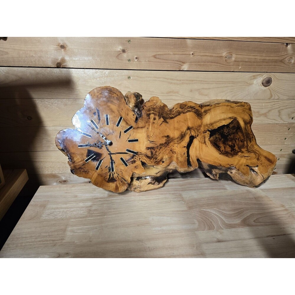 MCM Wall Clock Burl Wood Tree Slab Lacquered Vintage Not Working Beautiful Slab